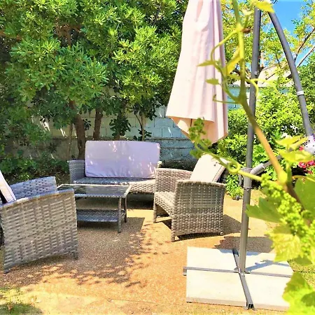 Apartment With Boat Mooring Marija *